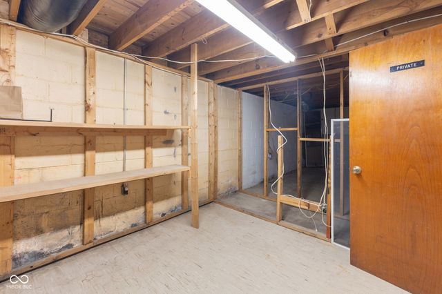 7104 Combs Road, Indianapolis, IN 46237