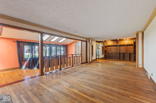 7104 Combs Road, Indianapolis, IN 46237