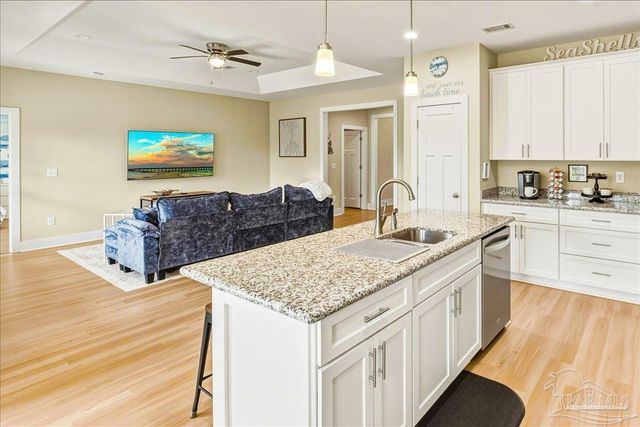 1612 Ponderosa Dr, Gulf Breeze, FL 32566