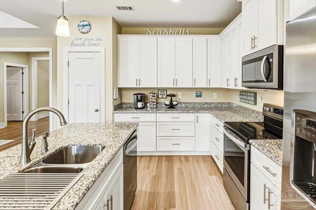 1612 Ponderosa Dr, Gulf Breeze, FL 32566