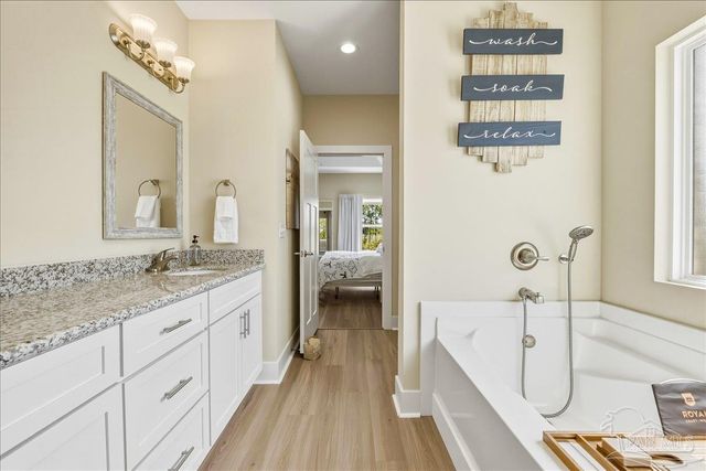 1612 Ponderosa Dr, Gulf Breeze, FL 32566