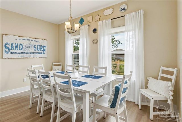 1612 Ponderosa Dr, Gulf Breeze, FL 32566