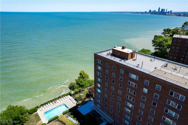 11850 Edgewater Drive 512, Lakewood, OH 44107