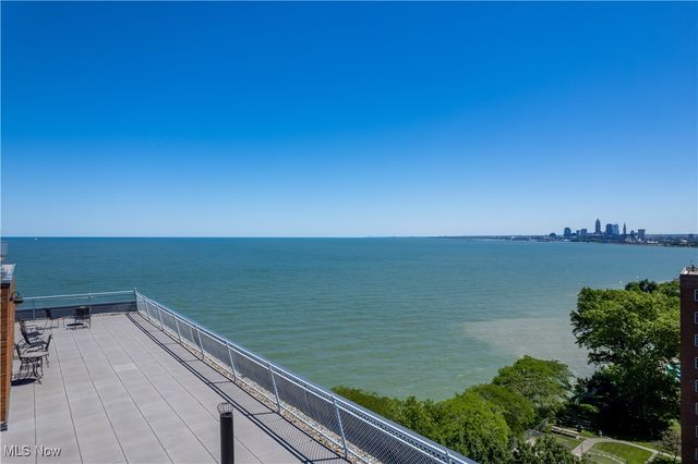 11850 Edgewater Drive 512, Lakewood, OH 44107