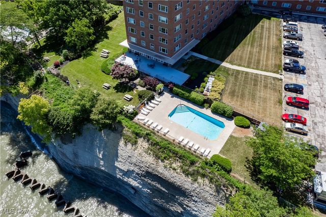 11850 Edgewater Drive 512, Lakewood, OH 44107