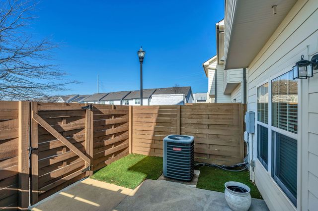 1517 57th Ave, N, Nashville, TN 37209