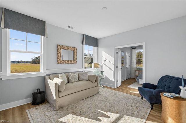 6031 Sam Callis CIR, Suffolk, VA 23434