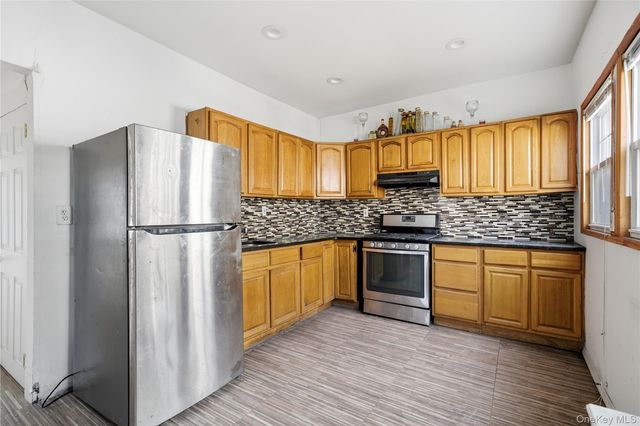 1046 Dickens Street, Far Rockaway, NY 11691