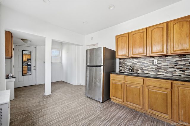 1046 Dickens Street, Far Rockaway, NY 11691