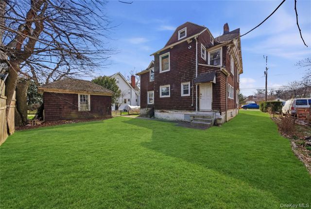 1046 Dickens Street, Far Rockaway, NY 11691
