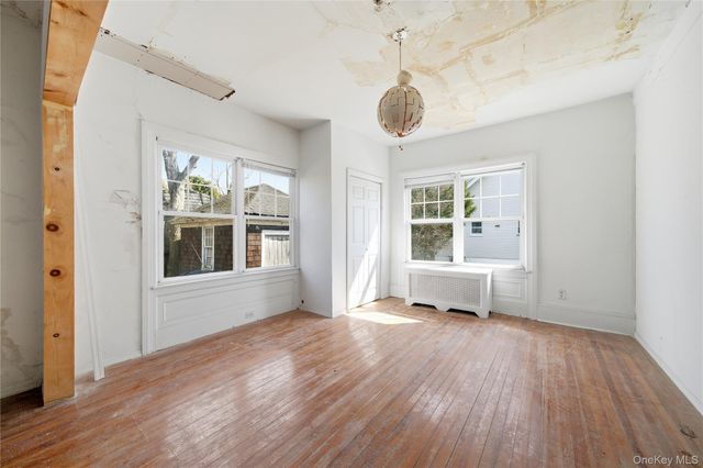 1046 Dickens Street, Far Rockaway, NY 11691