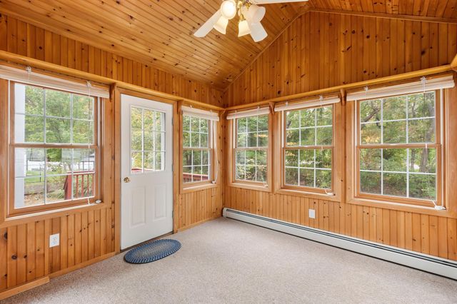 6 Marshview Circle, Seabrook, NH 03874