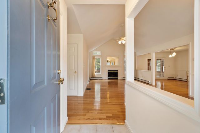 6 Marshview Circle, Seabrook, NH 03874