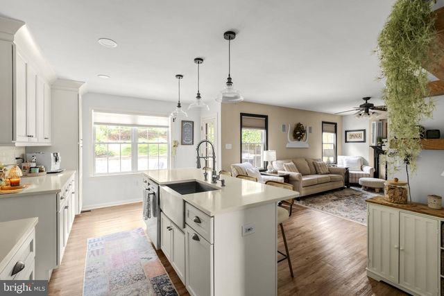 213 WILLOW DR, Denver, PA 17517