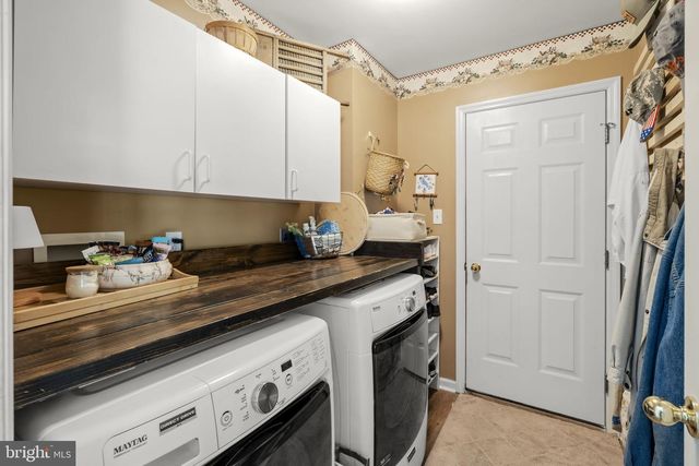 213 WILLOW DR, Denver, PA 17517