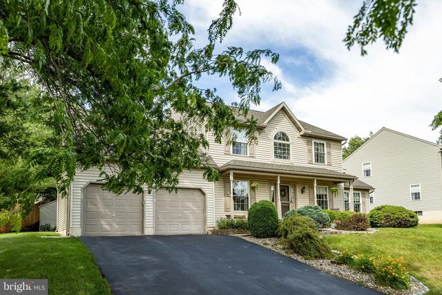 213 WILLOW DR, Denver, PA 17517