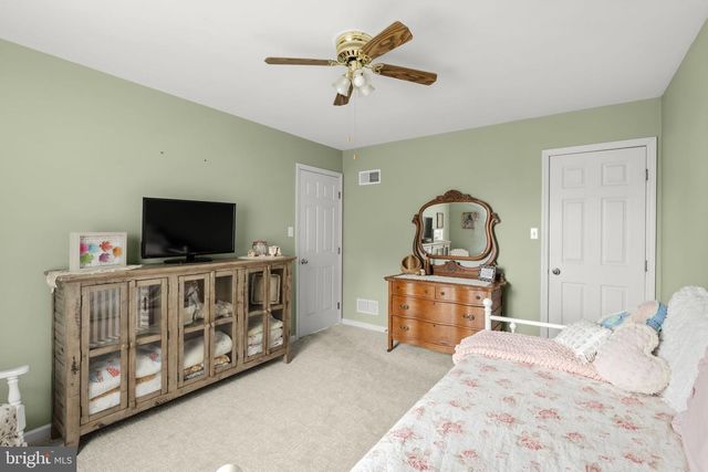 213 WILLOW DR, Denver, PA 17517