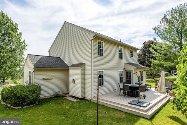 213 WILLOW DR, Denver, PA 17517