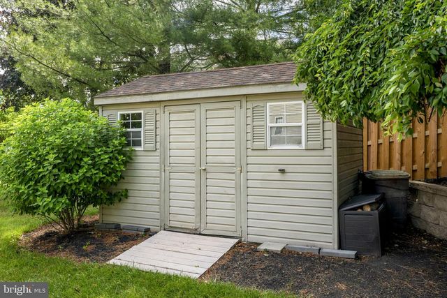 213 WILLOW DR, Denver, PA 17517