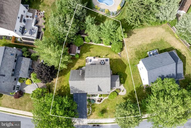 213 WILLOW DR, Denver, PA 17517