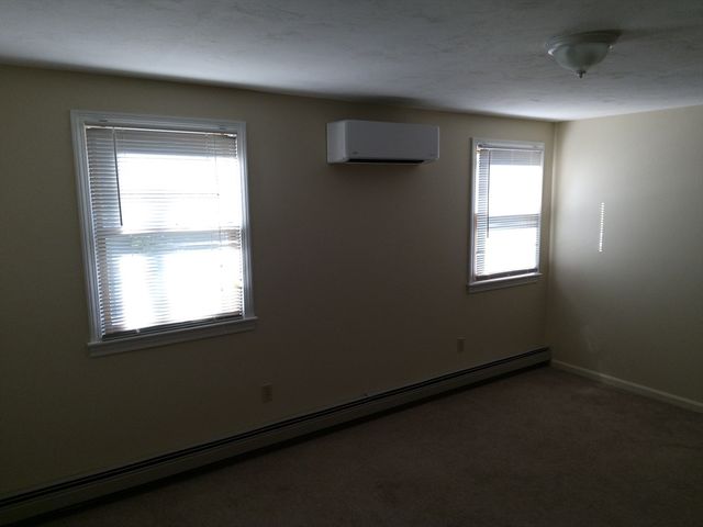 15 Catalpa Circle 1, Worcester, MA 01603