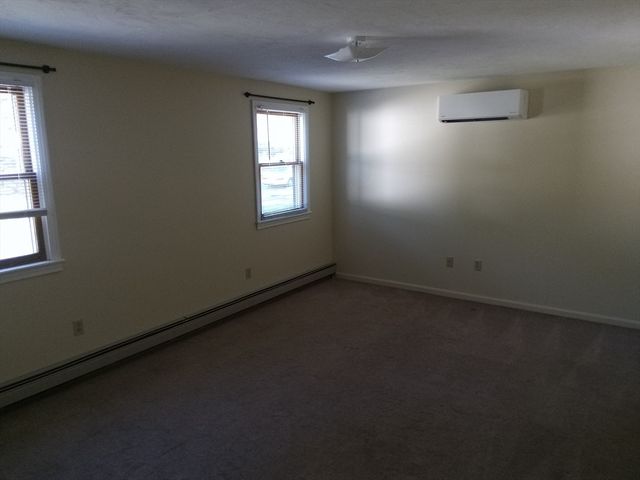 15 Catalpa Circle 1, Worcester, MA 01603