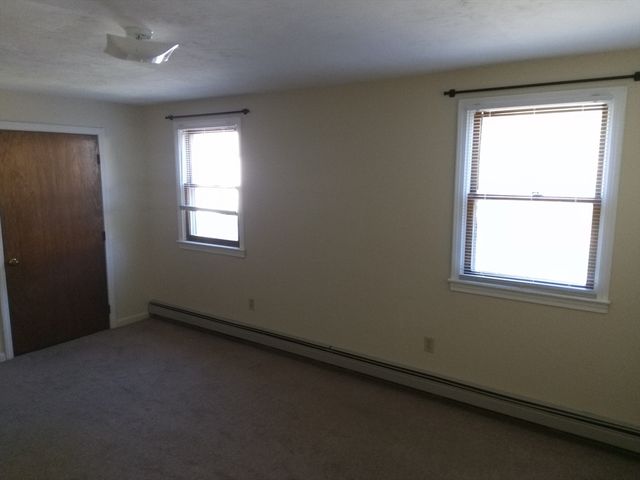 15 Catalpa Circle 1, Worcester, MA 01603