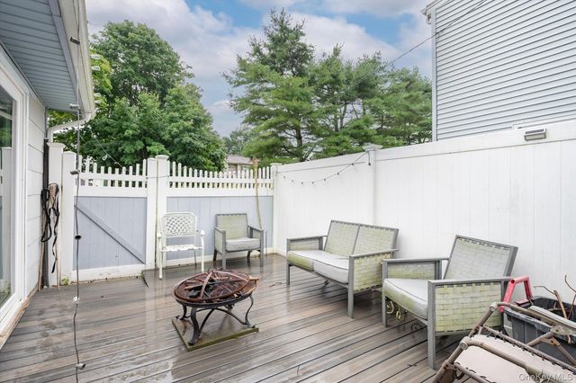 75 Westminster Drive, Shirley, NY 11967