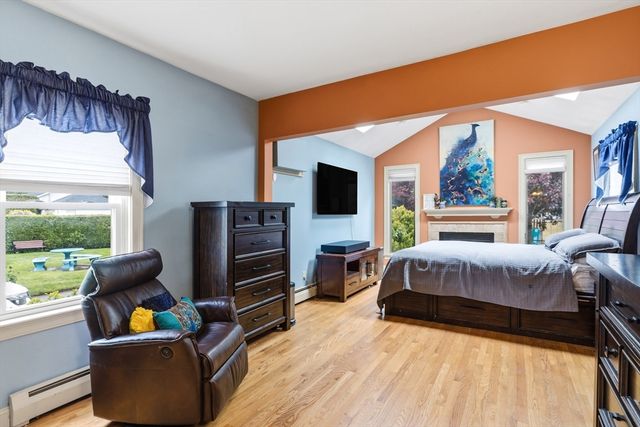 48 Thelma Ave, Somerset, MA 02726