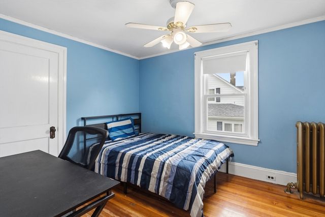 48 Thelma Ave, Somerset, MA 02726