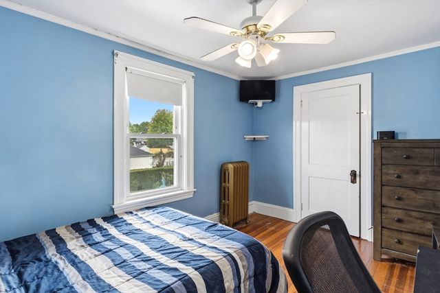 48 Thelma Ave, Somerset, MA 02726