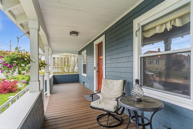 48 Thelma Ave, Somerset, MA 02726