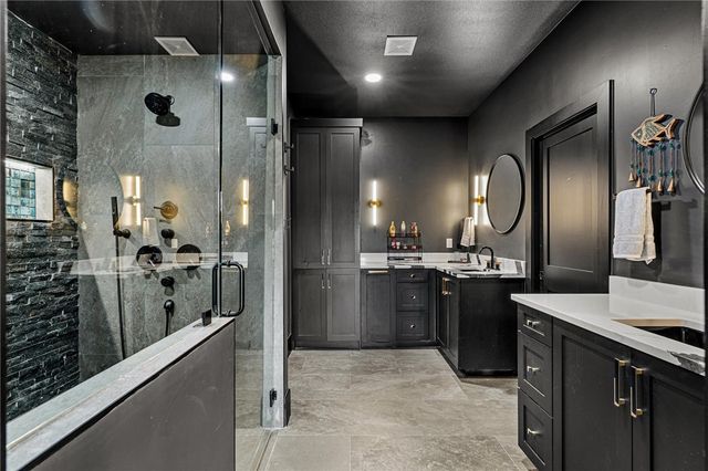 1011 NW Vaughn Road, Bentonville, AR 72713