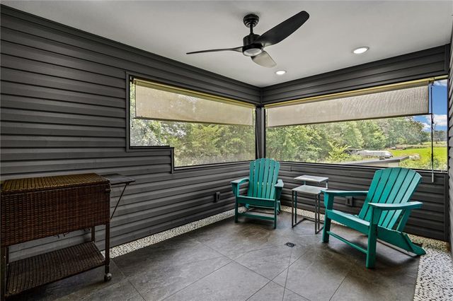 1011 NW Vaughn Road, Bentonville, AR 72713