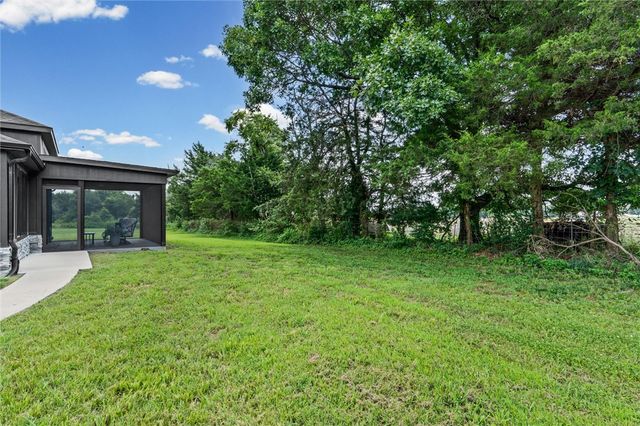 1011 NW Vaughn Road, Bentonville, AR 72713