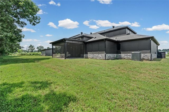 1011 NW Vaughn Road, Bentonville, AR 72713