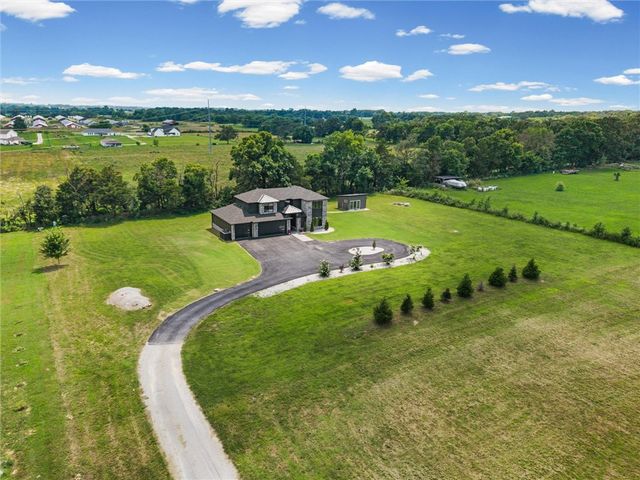 1011 NW Vaughn Road, Bentonville, AR 72713
