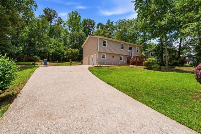 7270 Valley Drive, Winston, GA 30187