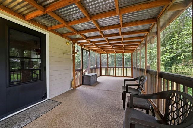 7270 Valley Drive, Winston, GA 30187