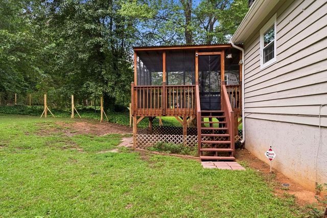 7270 Valley Drive, Winston, GA 30187