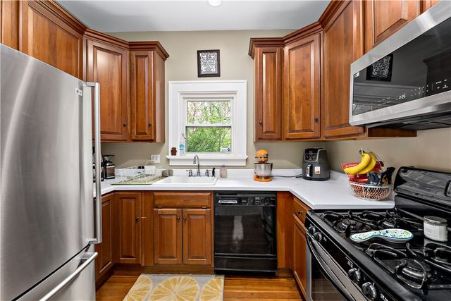 141 Lacrosse St, Edgewood, PA 15218