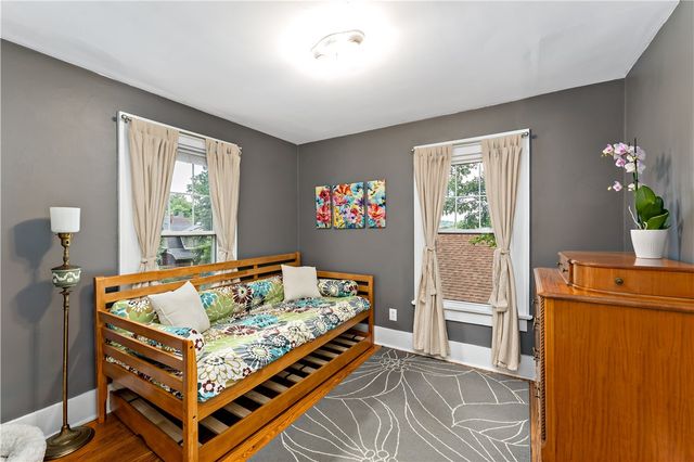 141 Lacrosse St, Edgewood, PA 15218