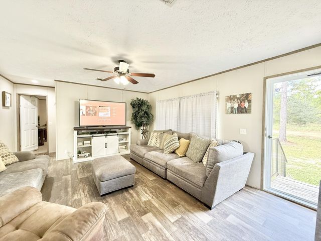 3673 Evans Road Road, Vernon, FL 32462