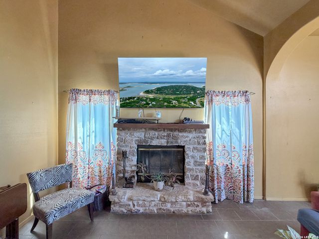 1721 Fm 3424, Canyon Lake, TX 78133