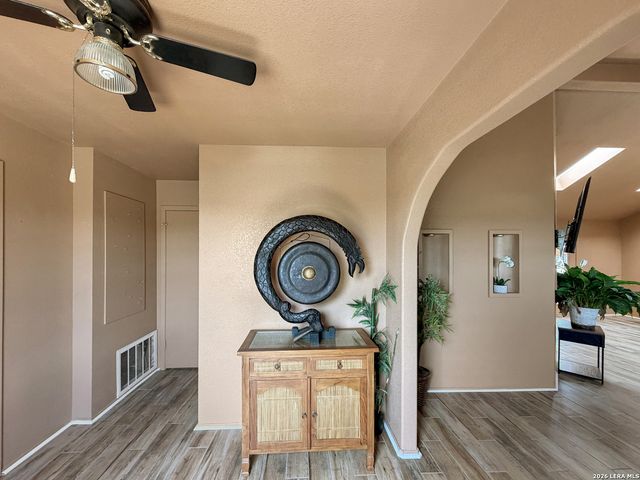 1721 Fm 3424, Canyon Lake, TX 78133