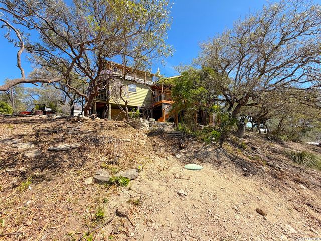 1721 Fm 3424, Canyon Lake, TX 78133