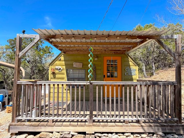 1721 Fm 3424, Canyon Lake, TX 78133