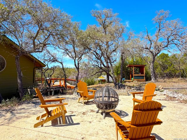 1721 Fm 3424, Canyon Lake, TX 78133