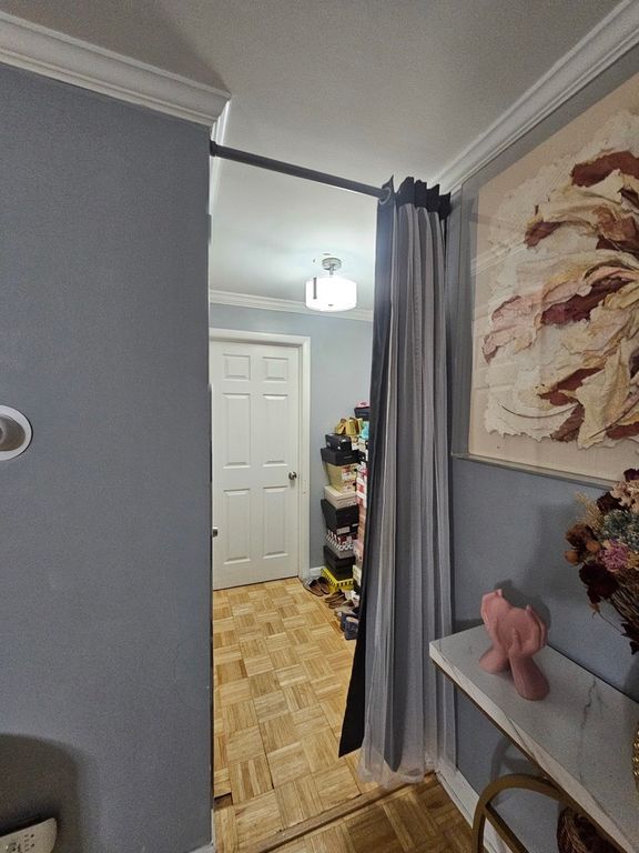 7247 N Hamilton Avenue 1A, Chicago, IL 60645 — photo 2