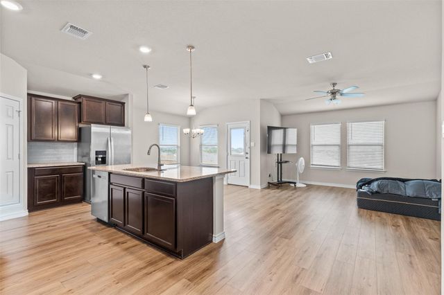 121 Ayla Marie DR, Copperas Cove, TX 76522